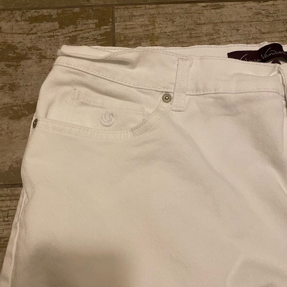 Gloria Vanderbilt Amanda white jeans - Picture 2 of 12